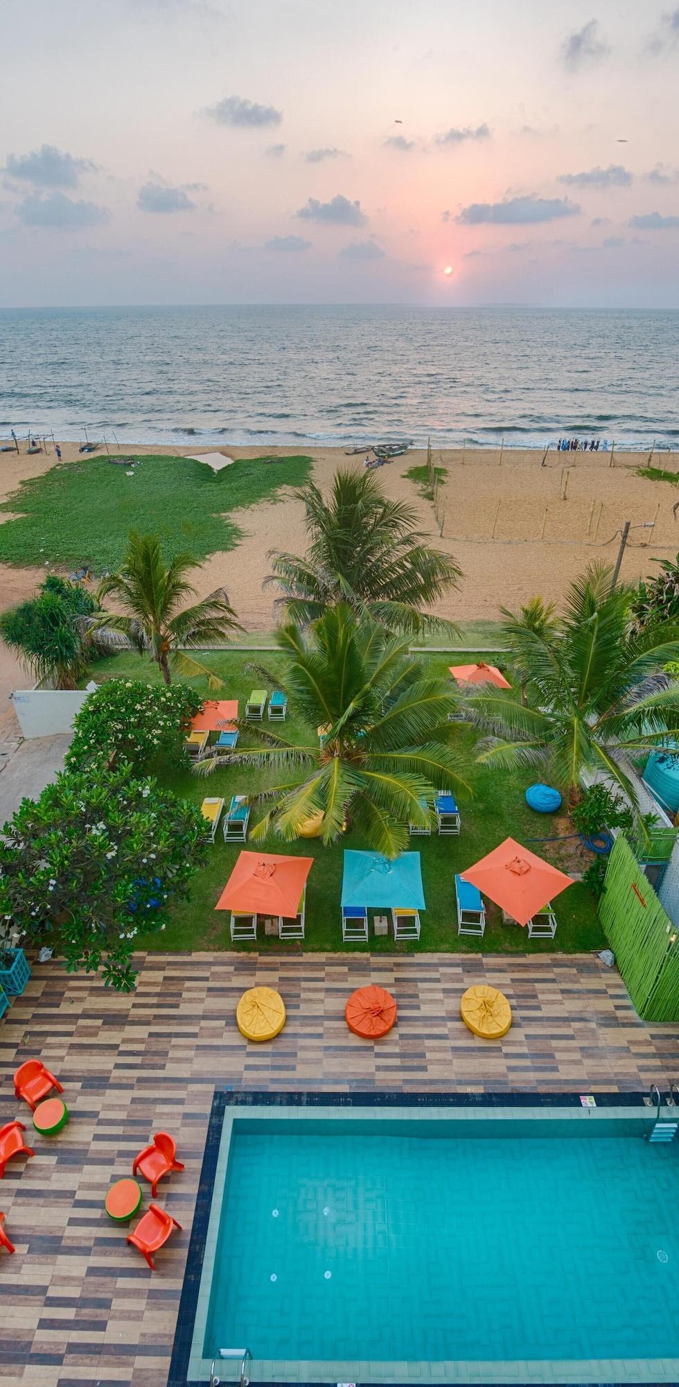 J Hotel Negombo