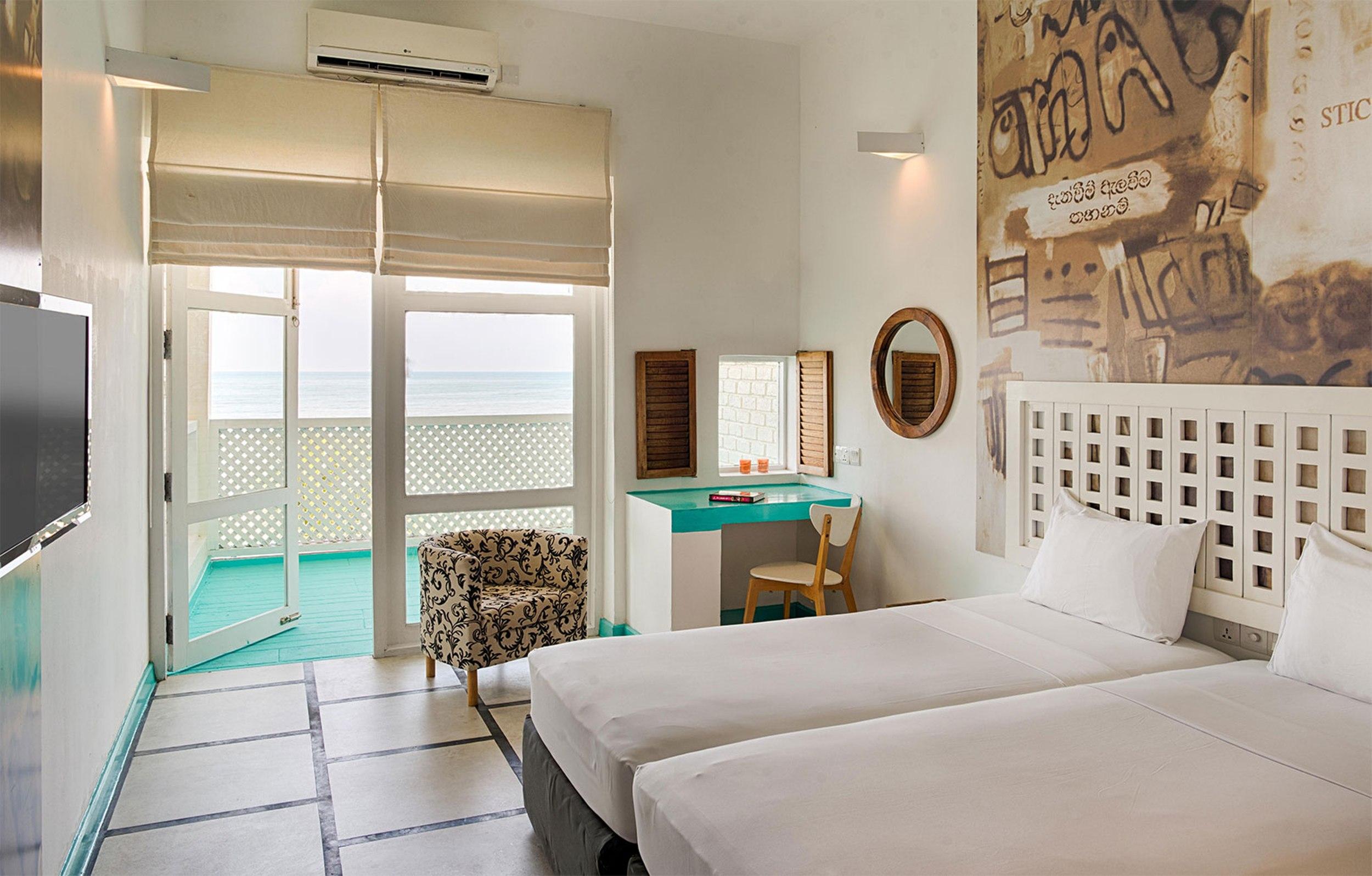 Hotel J 3*