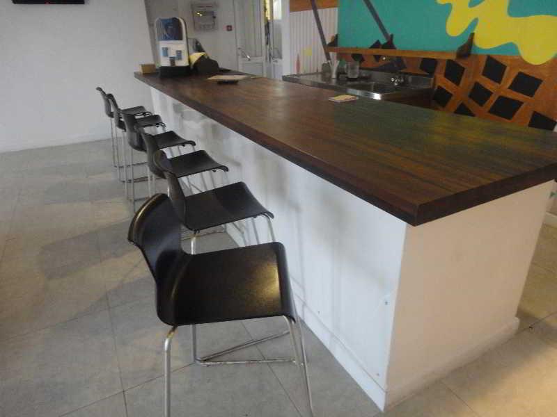 J Hotel Negombo