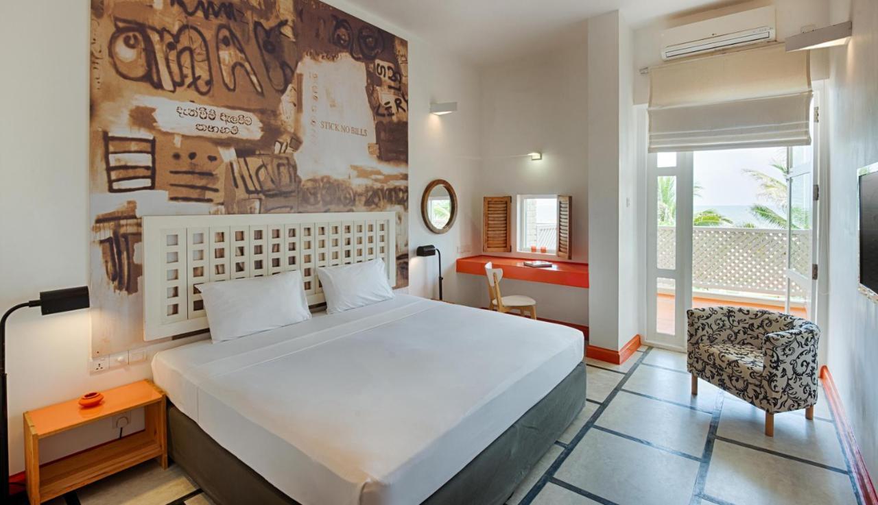 J Hotel